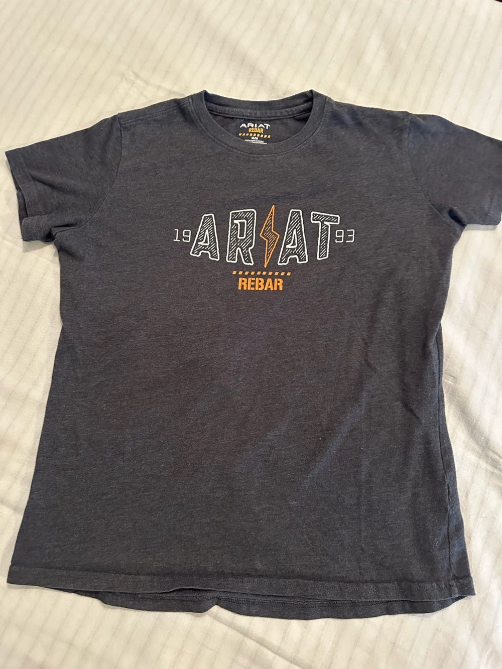 Women’s Medium Shirt Bundle.